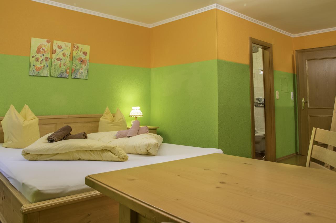 Hotel Gell Tweng Exteriér fotografie